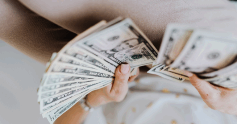 Money Lender: A Complete Guide to Safe and Smart Borrowing